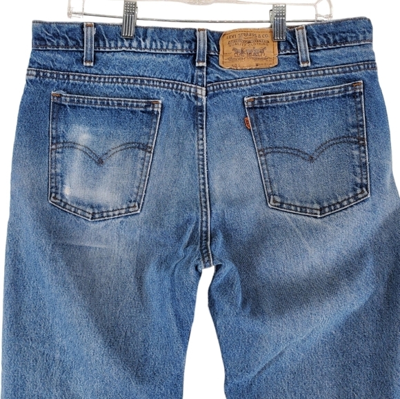 Vtg Levis Blue Jeans 506 Mens 38x30 Distressed Hi Rise Tapered Leg USA (36x30) - Picture 6 of 14